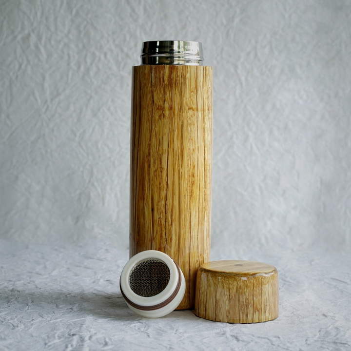 Water Bottles & Reusable Straws