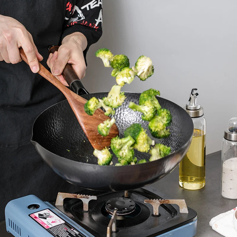 Konco Pure Iron Wok – 32cm Cast Iron Pan for Gas & Induction Cookers
