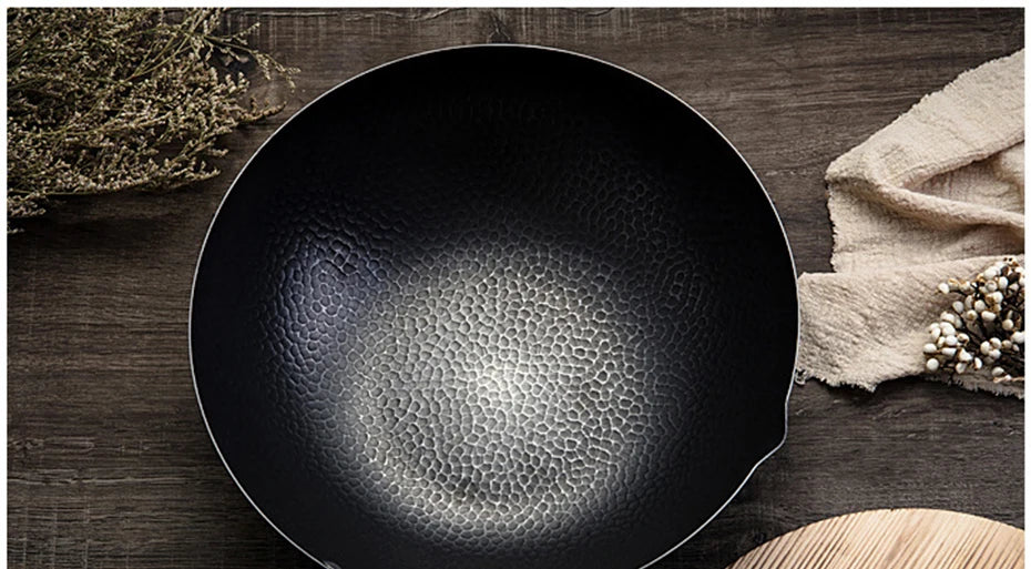 Konco Pure Iron Wok – 32cm Cast Iron Pan for Gas & Induction Cookers