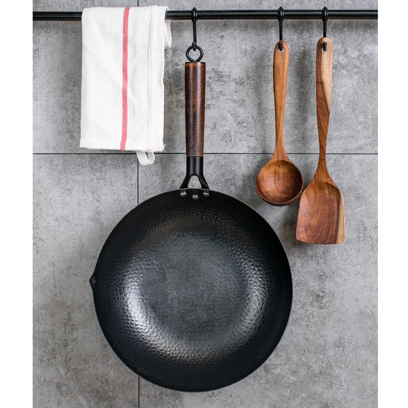 Konco Pure Iron Wok – 32cm Cast Iron Pan for Gas & Induction Cookers