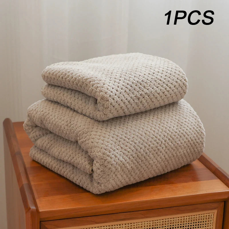 Bamboo Charcoal Coral Velvet Bath Towel – Super Absorbent