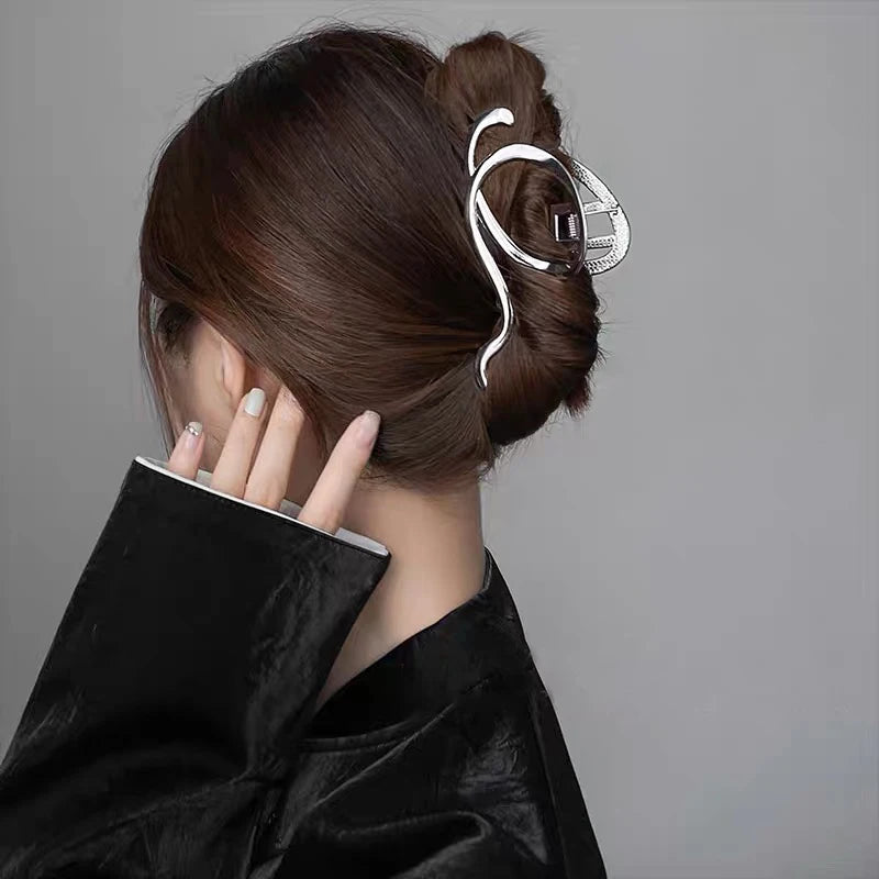 Metal Irregular Hair Claw Clips – Silver/Gold Punk Style Barrettes
