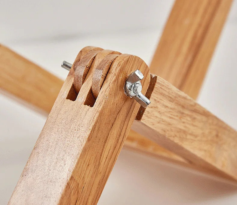 Wooden Robot Table Lamp – Modern Nordic Decorative Desk Light for Study & Bedroom