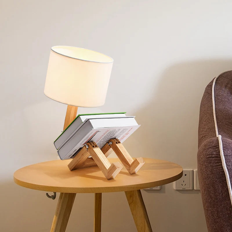Wooden Robot Table Lamp – Modern Nordic Decorative Desk Light for Study & Bedroom
