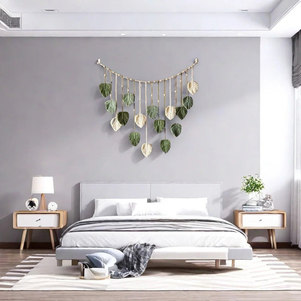 Boho Macramé Leaf Wall Hanging – Feather Tapestry Décor for Living Room or Bedroom