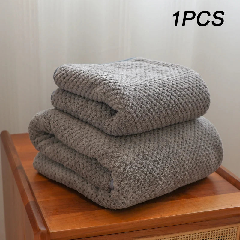 Bamboo Charcoal Coral Velvet Bath Towel – Super Absorbent