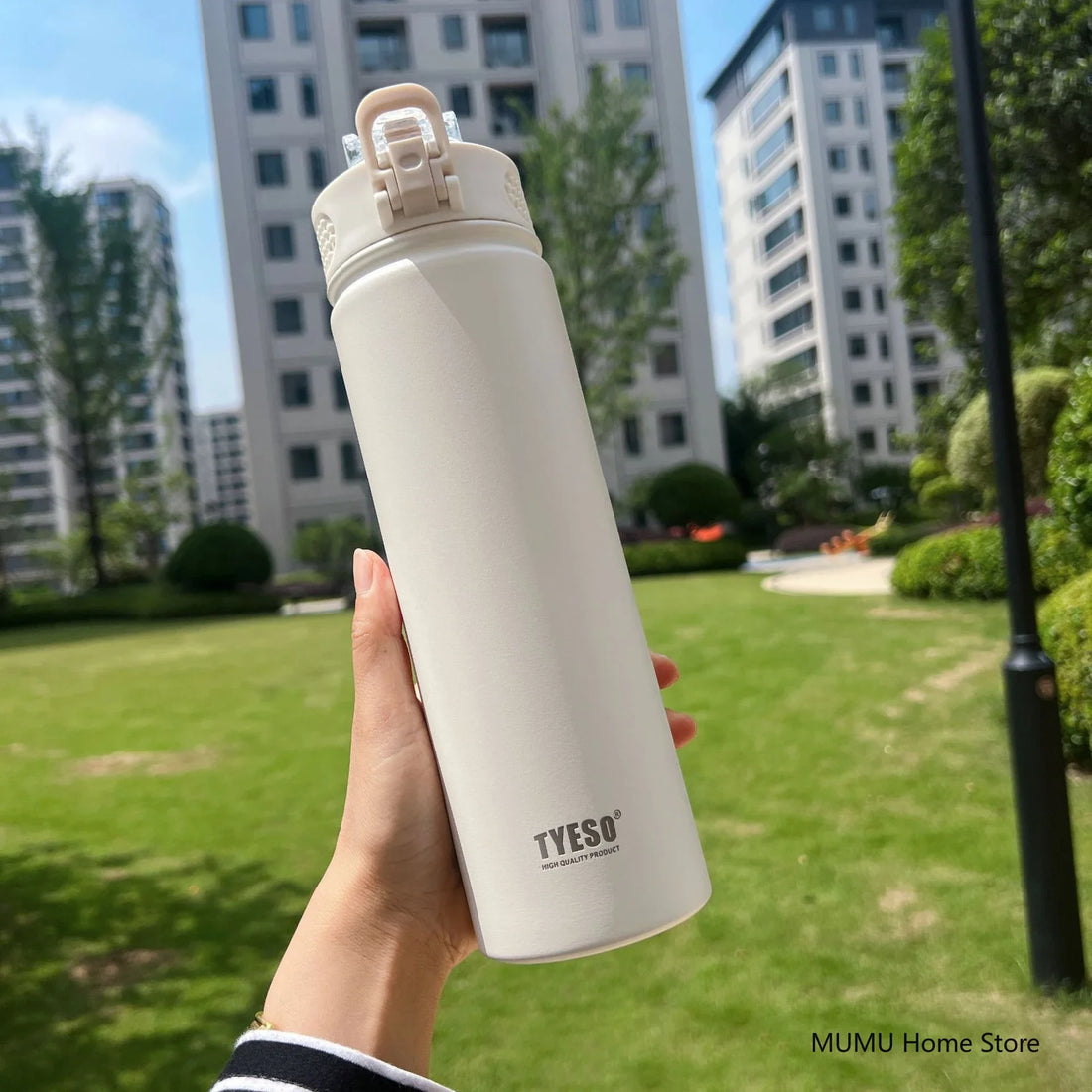 TYESO Stainless Steel Vacuum Bottle – 600/750ml