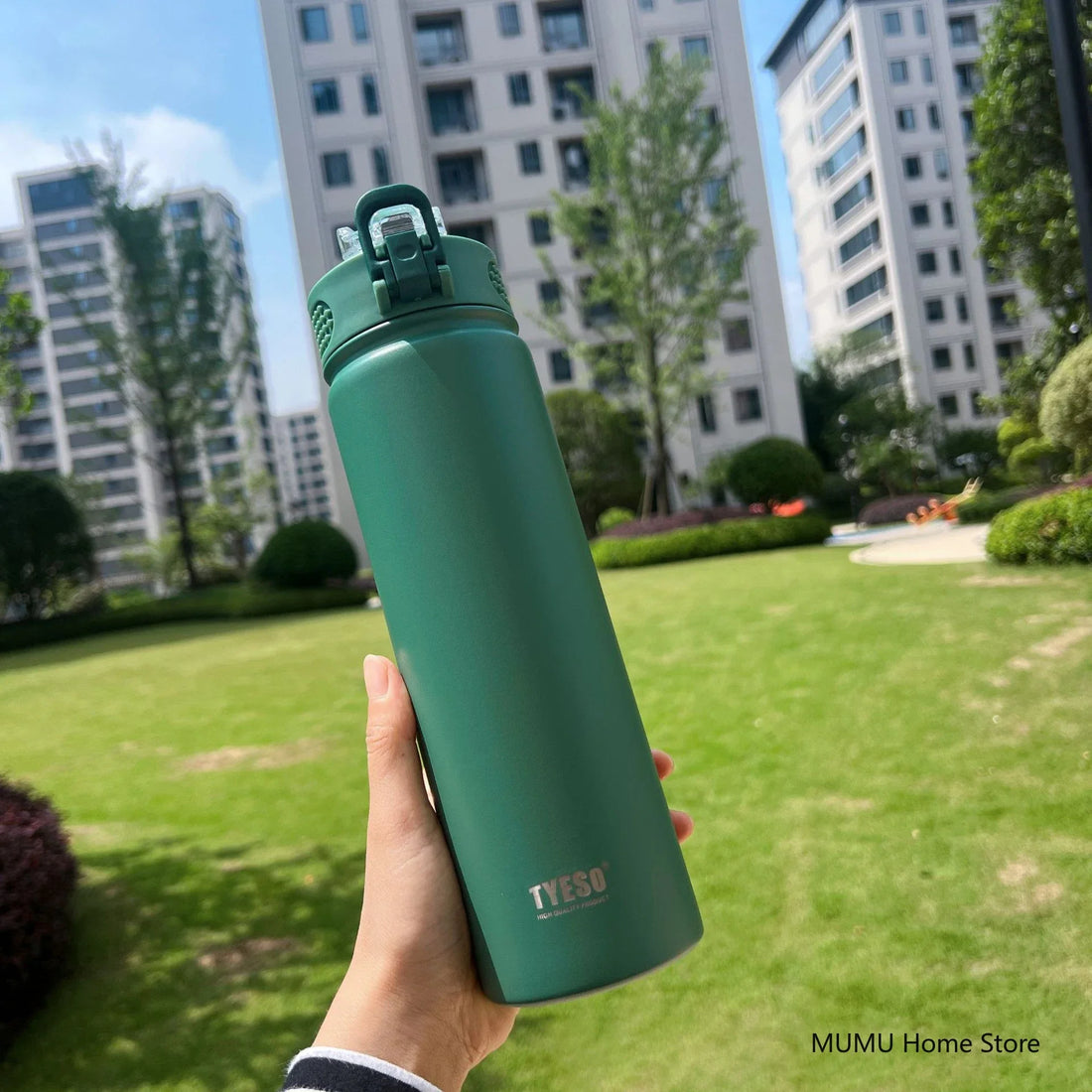TYESO Stainless Steel Vacuum Bottle – 600/750ml