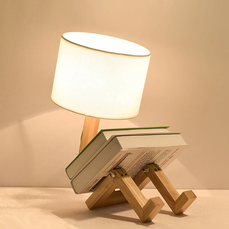 Wooden Robot Table Lamp – Modern Nordic Decorative Desk Light for Study & Bedroom