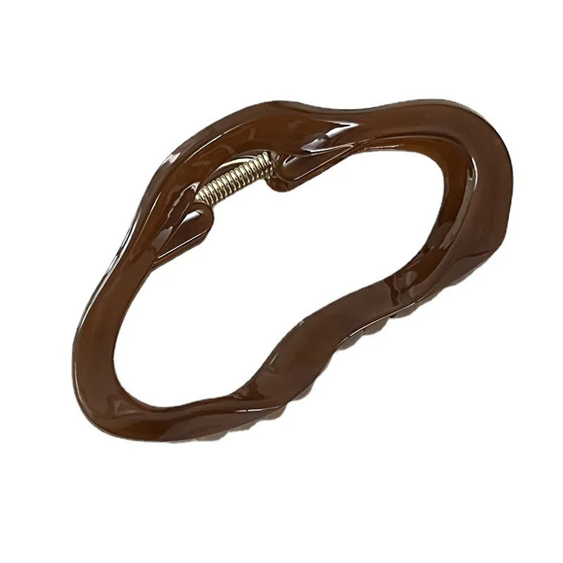 Irregular Hollow Hair Claw Clip – Tortoiseshell Large Hair Accessory