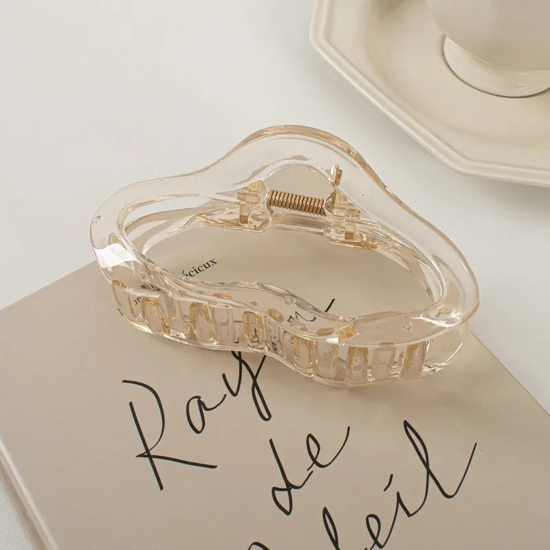 Irregular Hollow Hair Claw Clip – Tortoiseshell Large Hair Accessory