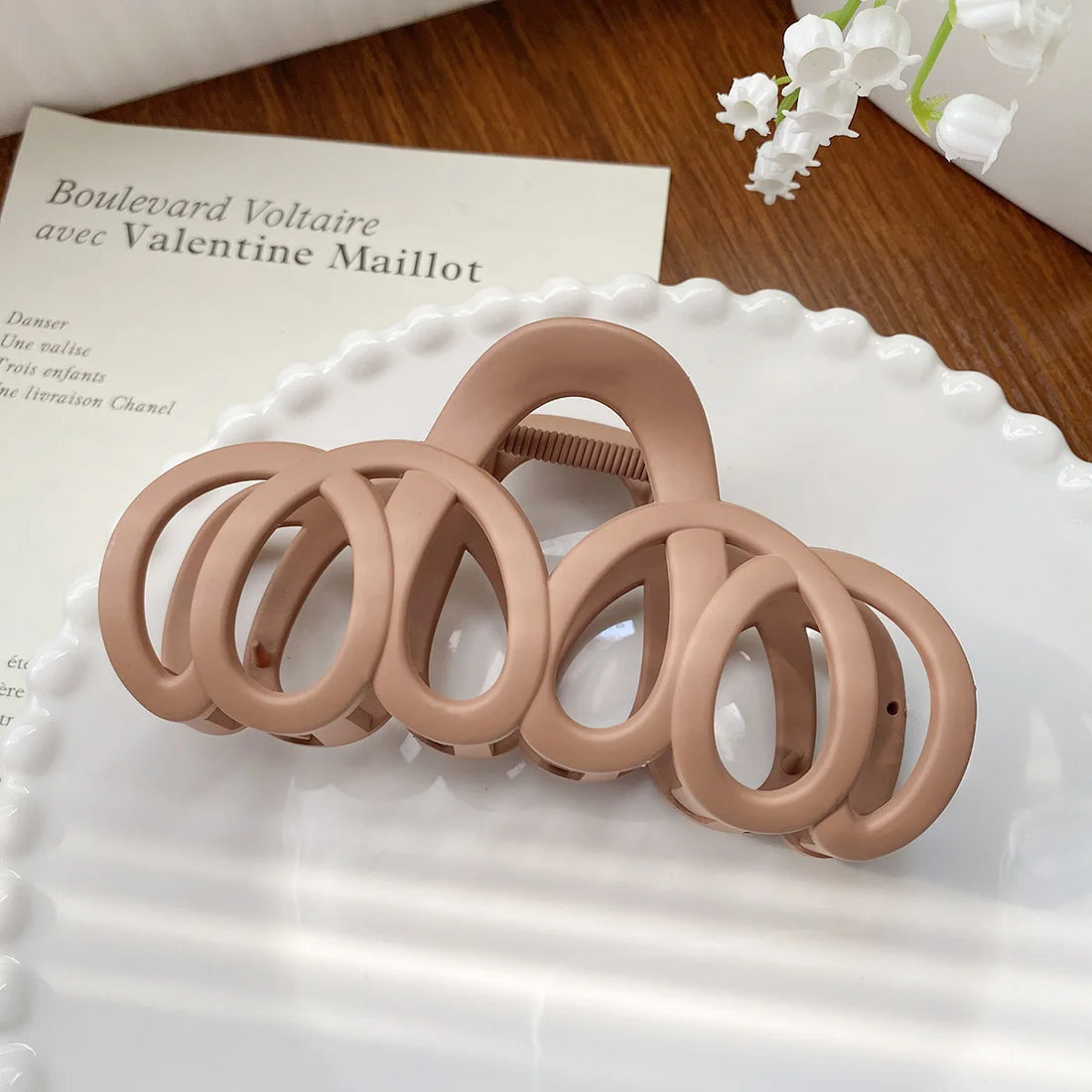 Frosted Bow Hair Claw Clip – Korean Style Barrette