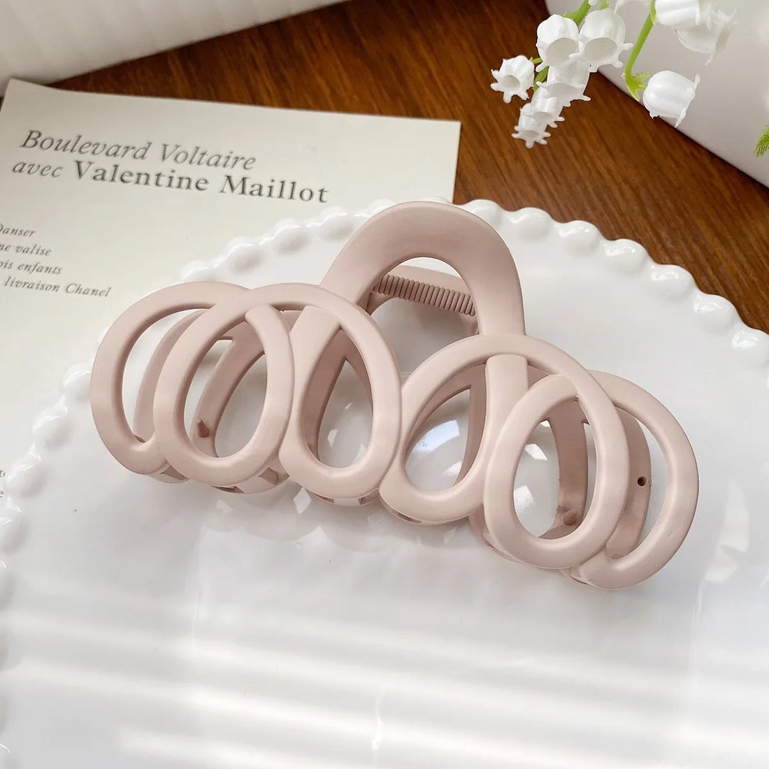 Frosted Bow Hair Claw Clip – Korean Style Barrette