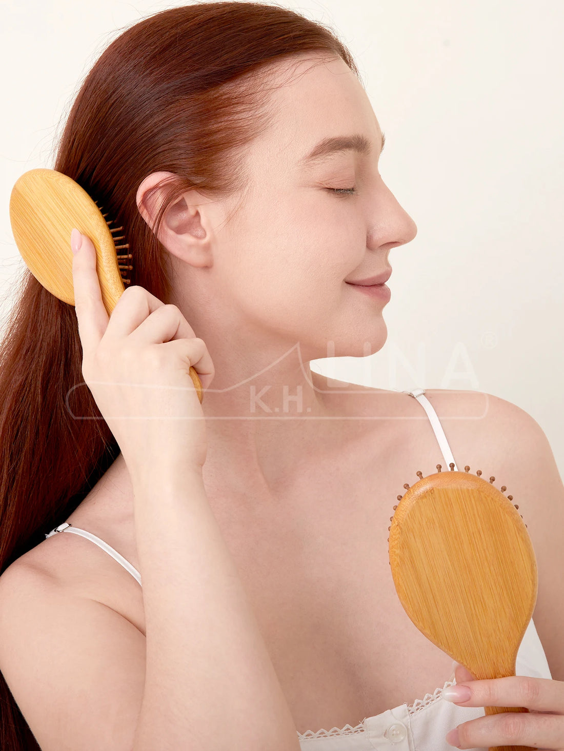 Bamboo Hair Brush - Natural Wooden Anti-Static Comb & Scalp Massager, Air Cushion Design for Detangling (Women/Men)