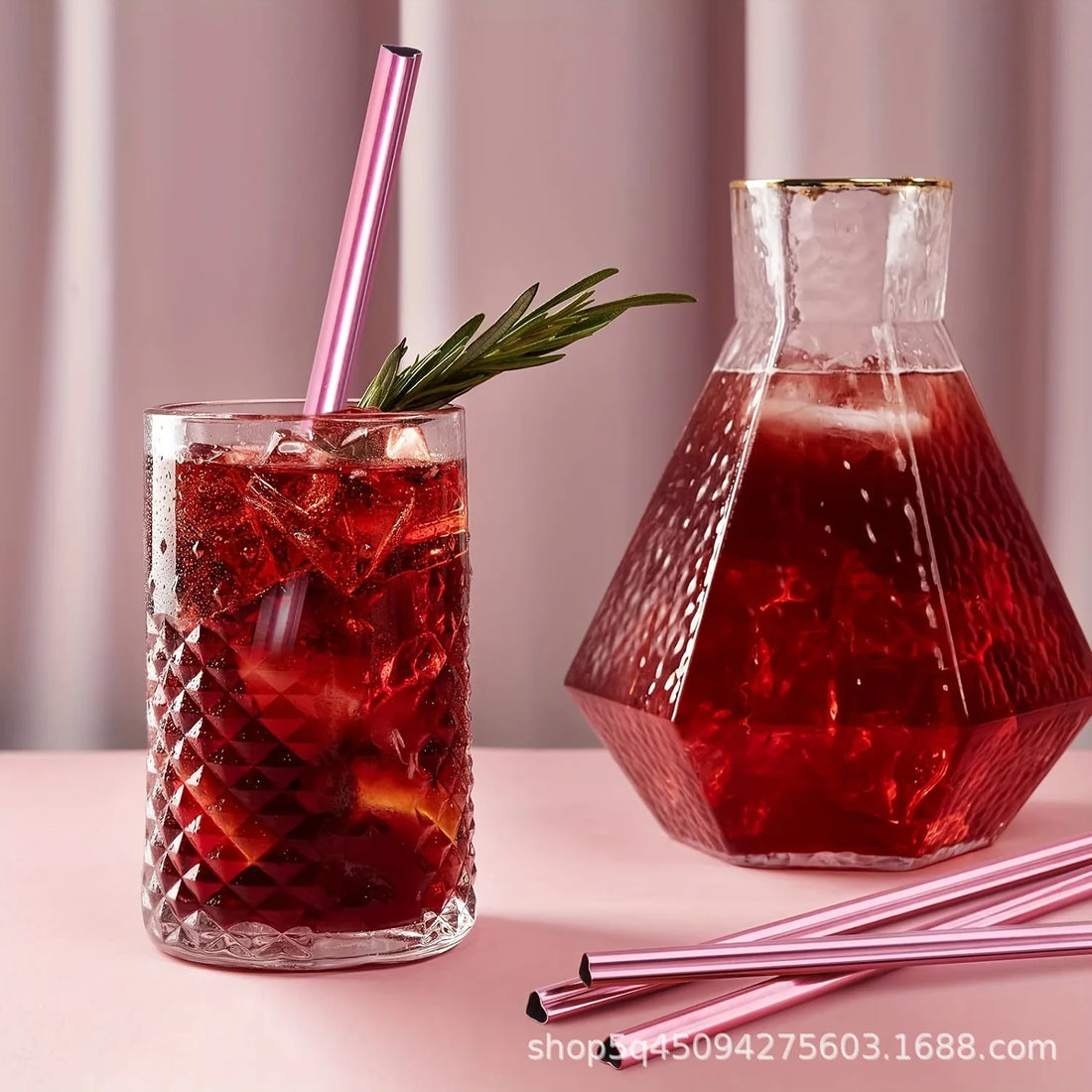 Heart-Shaped Pink Metal Straw Set – 304 Stainless Steel with Cleaning Brush